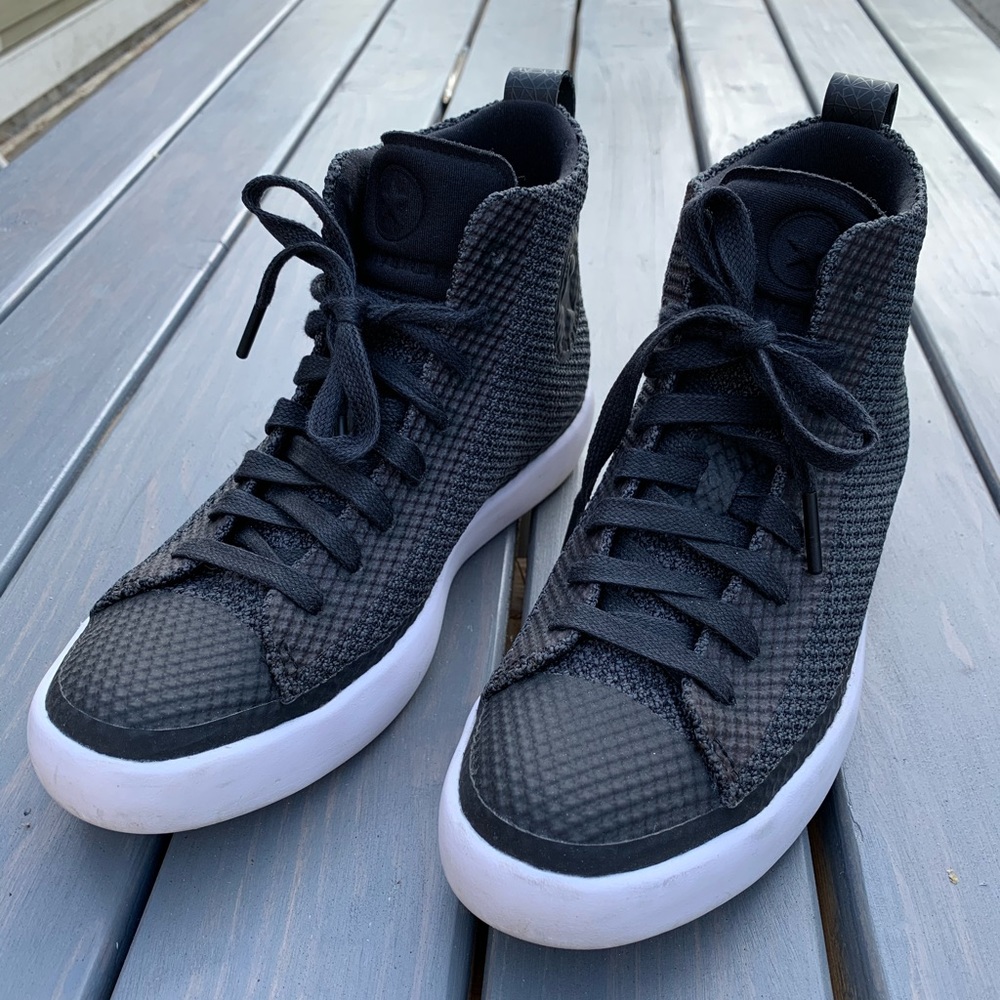 Converse All-Star High Tops, size 6 men/7.5 women
